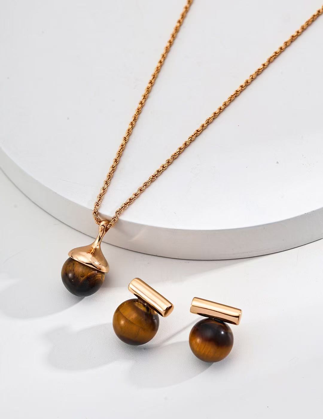 Pendientes Minimalistas   - Plata S925, Ojo de Tigre y Ágata Negra