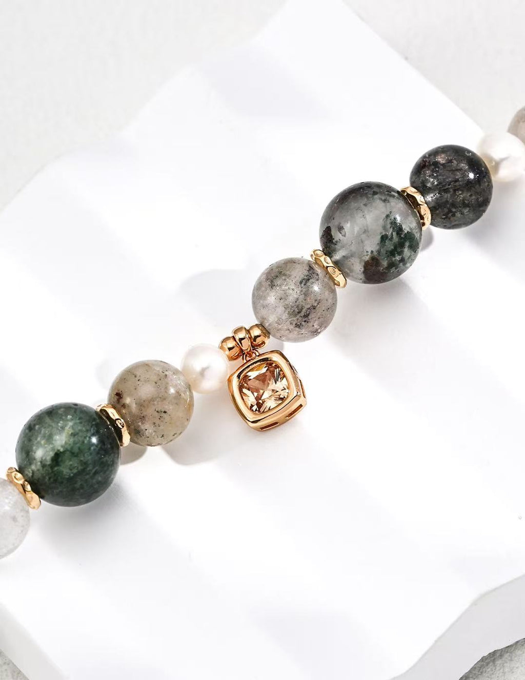 Pulsera de Plata de Ley 925 con Perlas Naturales y Cuarzo Fantasma